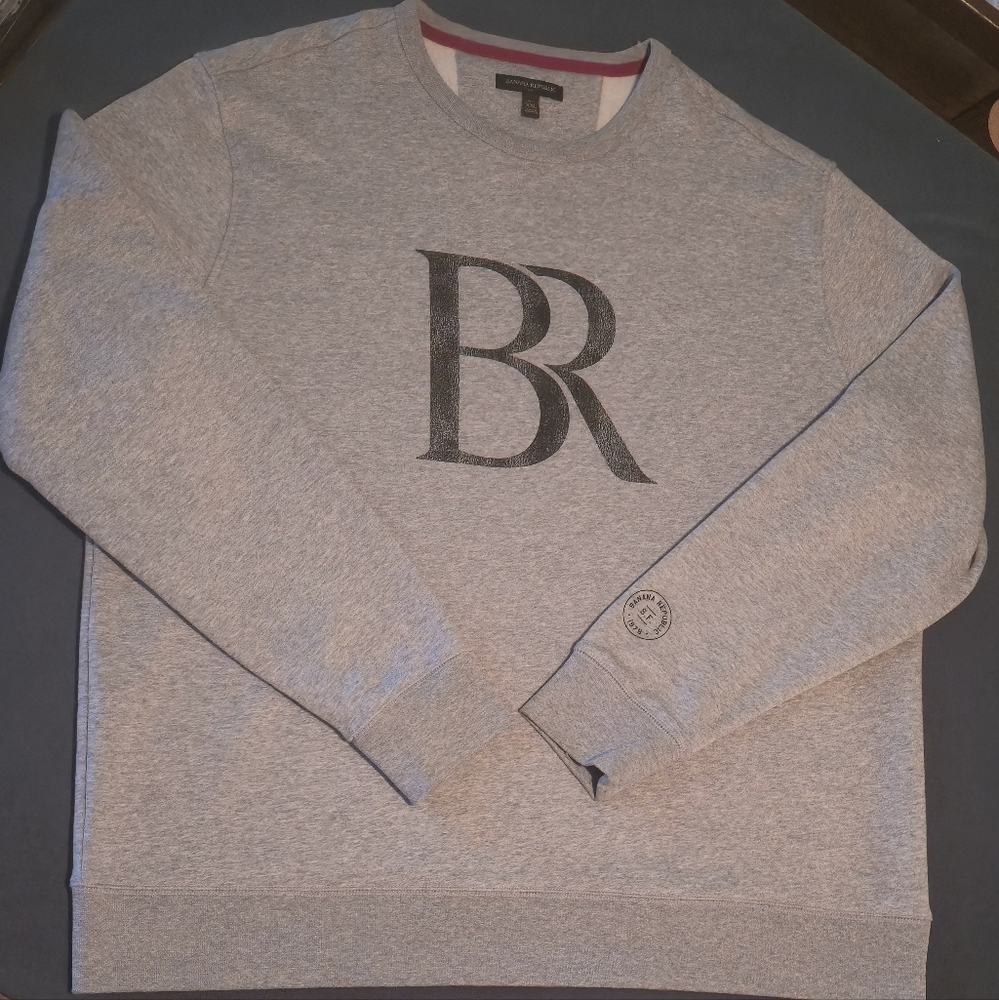 Banana Republic Light Gray "BR" Crewneck Sweater